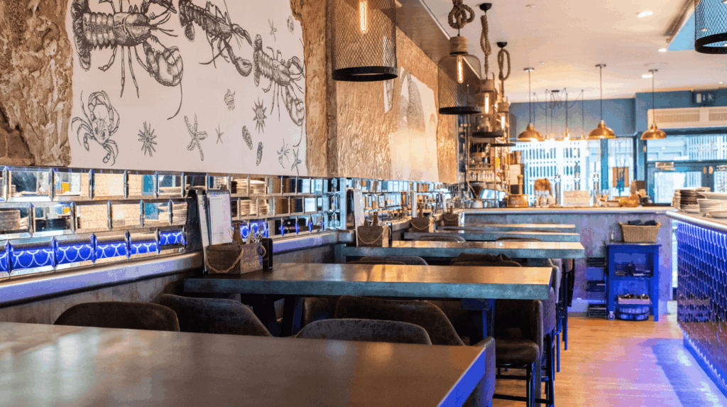 buoy and oyster restaurant