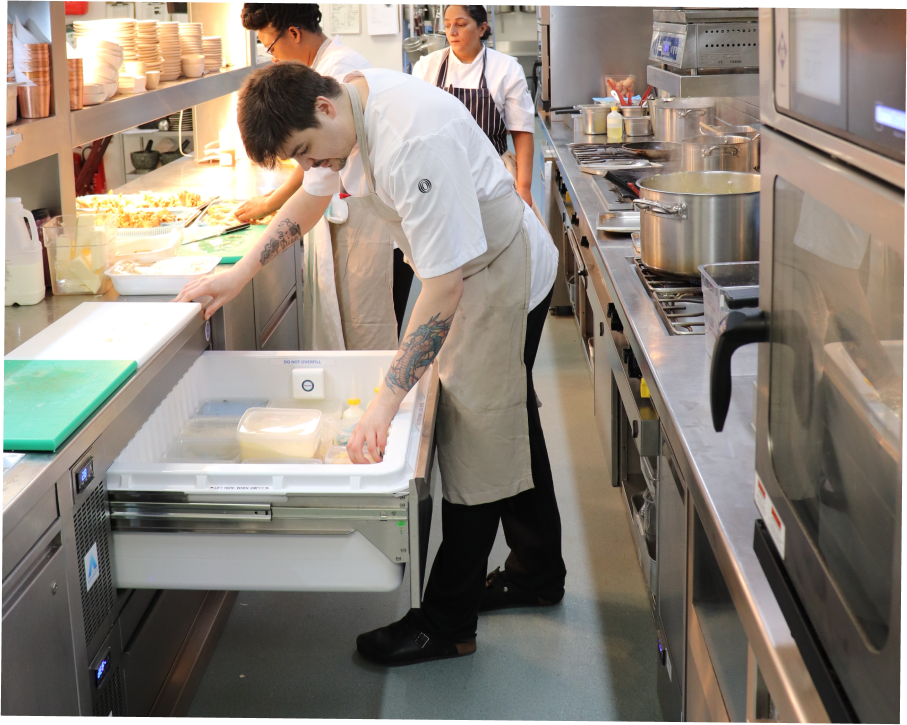chef opening adande drawer