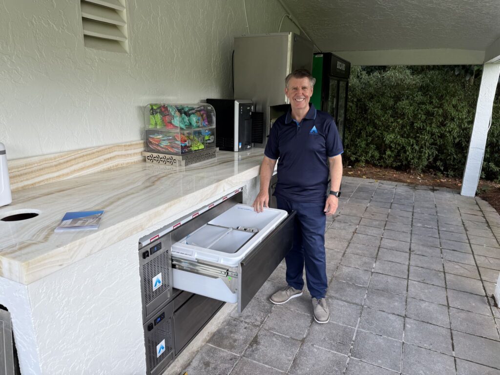 The difference between a smooth service and a disaster is reliable refrigeration. While your competitors are scrambling to save spoiled briskets or calling for emergency repairs, Adande owners are staying cool, literally and financially. To learn more about our drawers, talk to an Adande professional today!